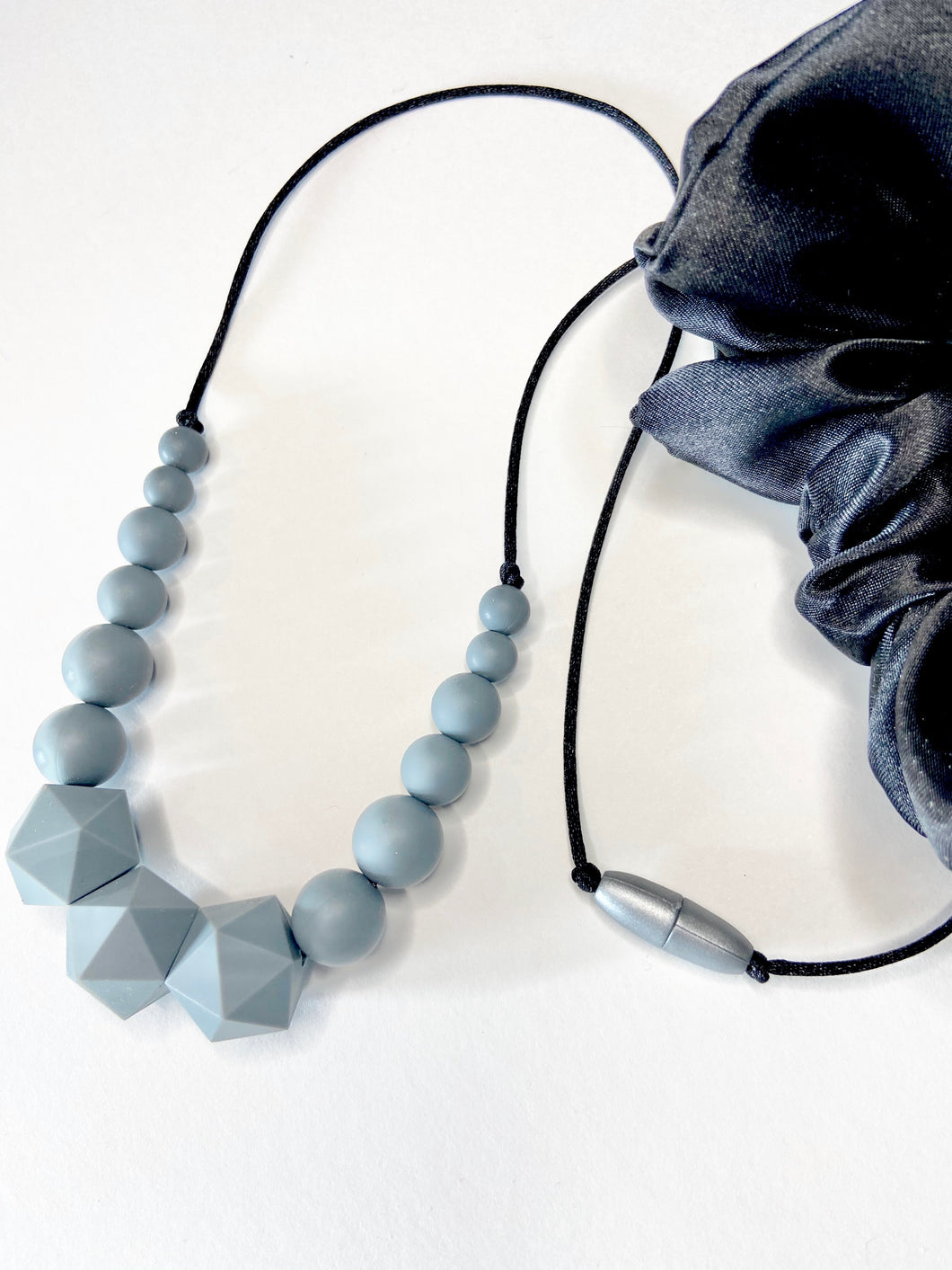 Necklace | Geometric | Dark Grey