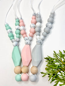 Necklace | Diamond Leaves | Soft Pink + Marble